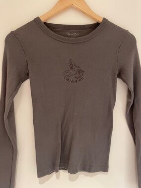 Brandy Melville Charcoal Ribbed Long-Sleeve Tee with Butterfly Motif